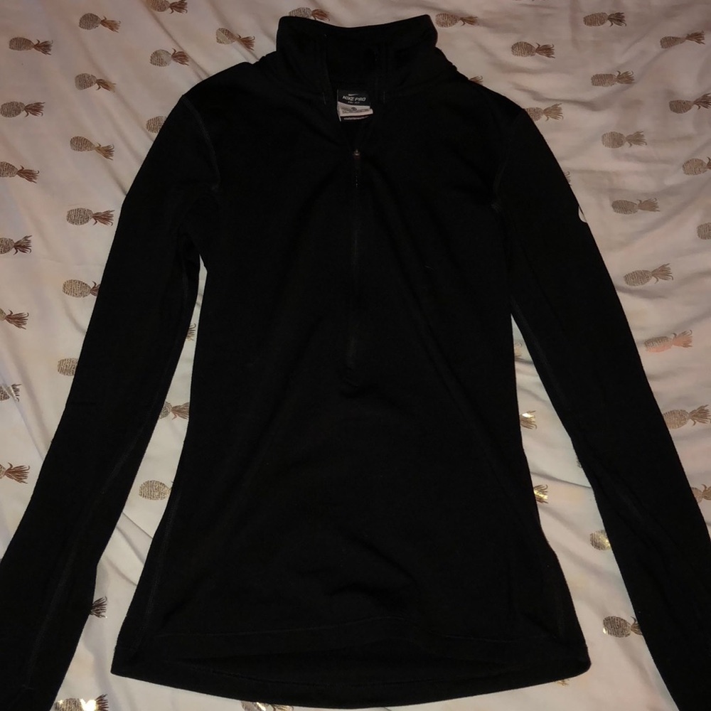 NIKE DRI-FIT half-zip sweater